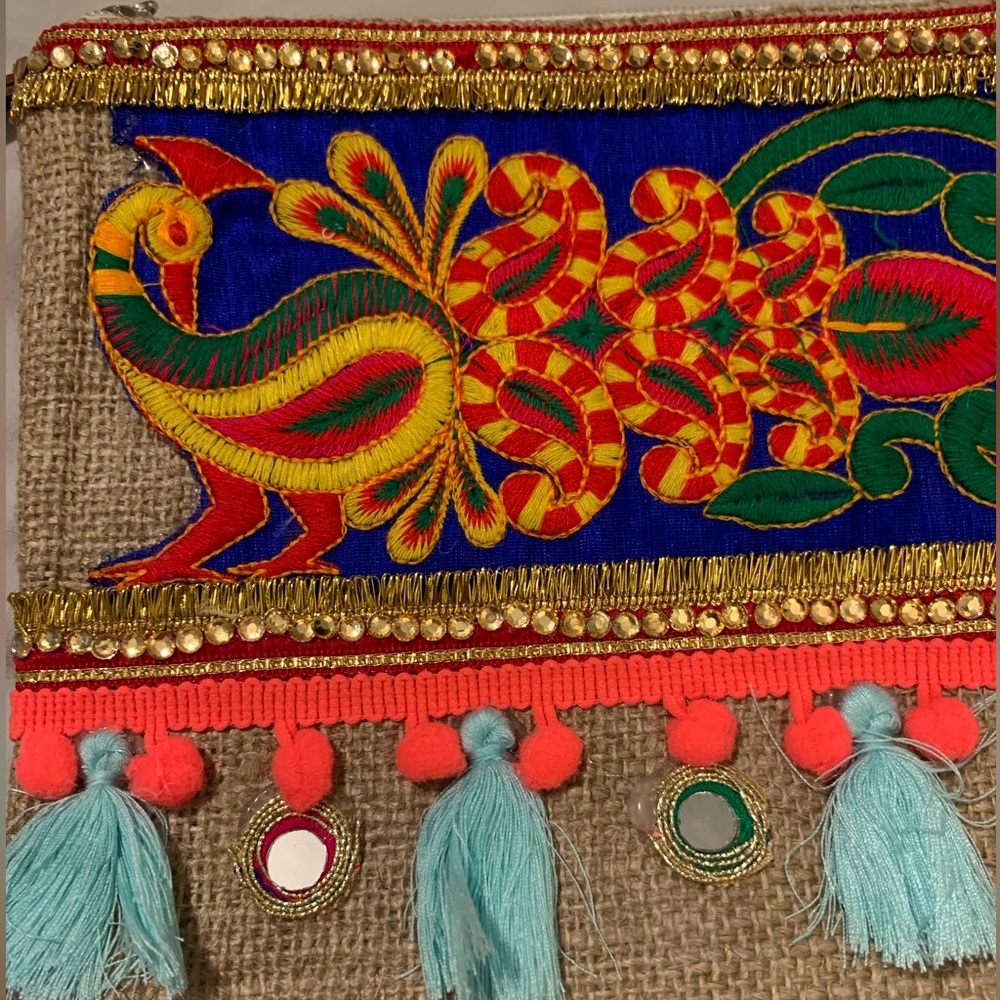 Balinese Handmade Cosmetic Clutch Pouch - Picture 2 of 7